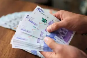 Préstamo de libre inversión cuándo vale la pena pedirlo